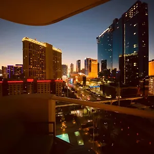 Strip & Sphere View! Privately Owned Hotel-the Signature At Mgm Las Vegas